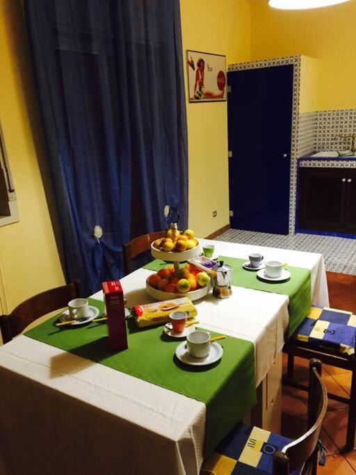 Benvenuti A Casa Sicilian Apartment Palermo Termini Imerese Kültér fotó